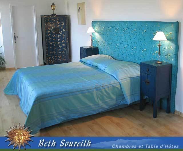 Beth Soureilh Adults Only Bed and Breakfast Coarraze Værelse billede